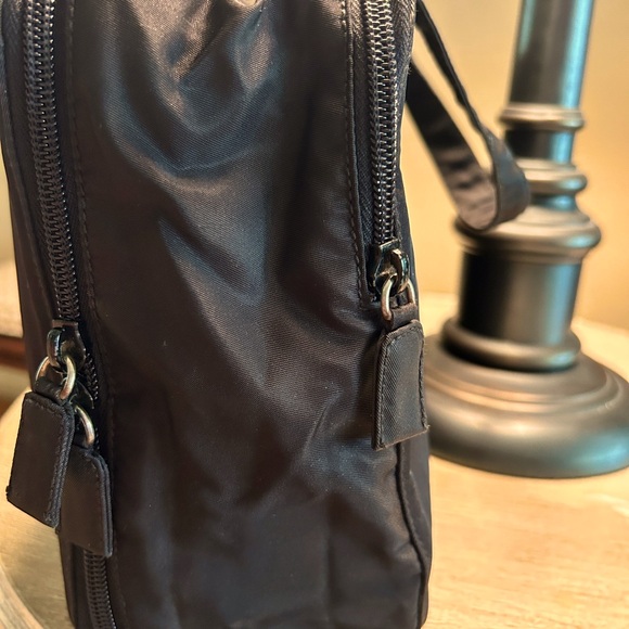 Authentic RARE PRADA Tessuto Nylon Cosmetic Toiletry Bag - Picture 8 of 16